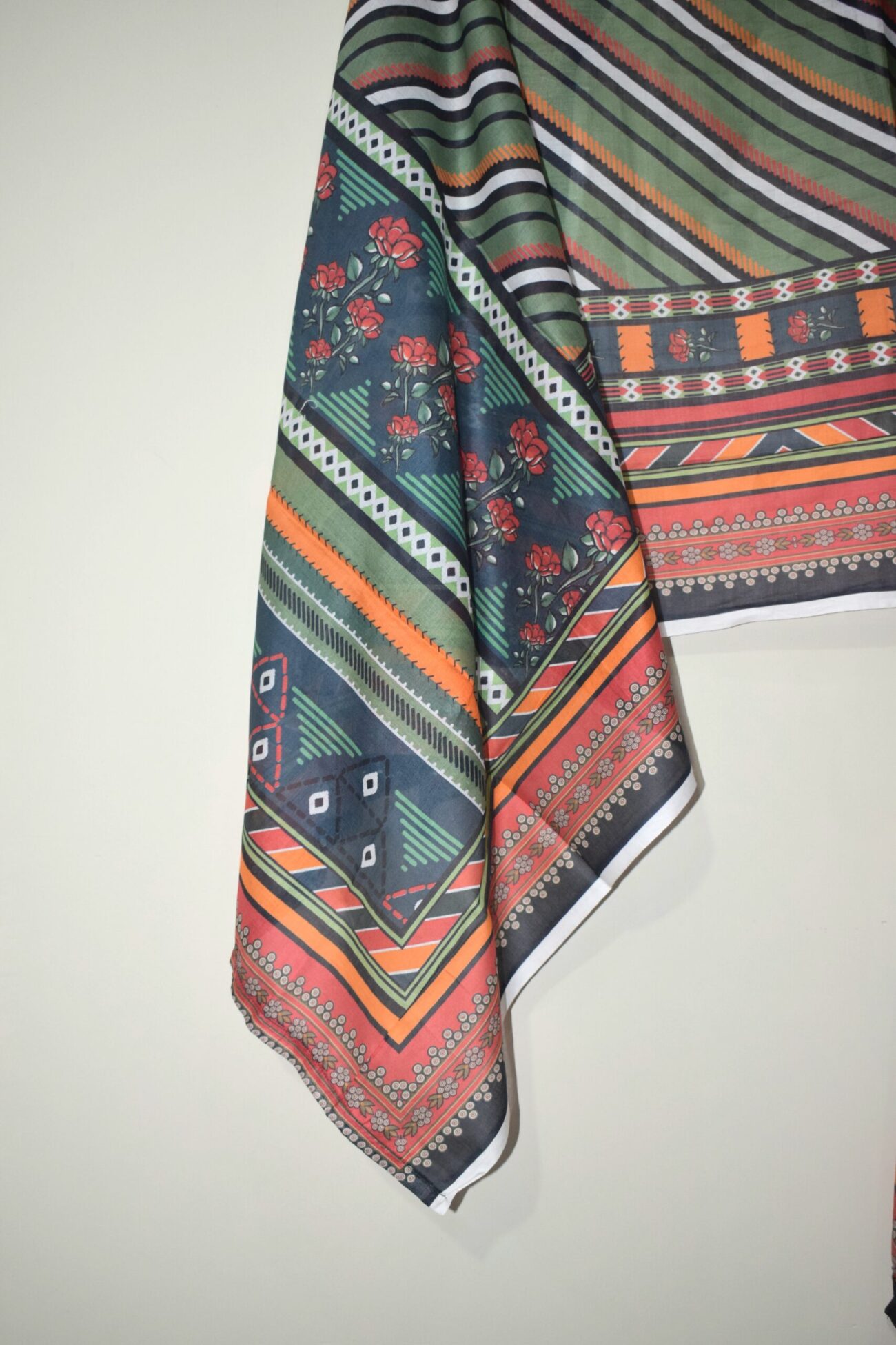 Nomadic Green - Bana Dora 3-Piece (Stitched) - Image 4