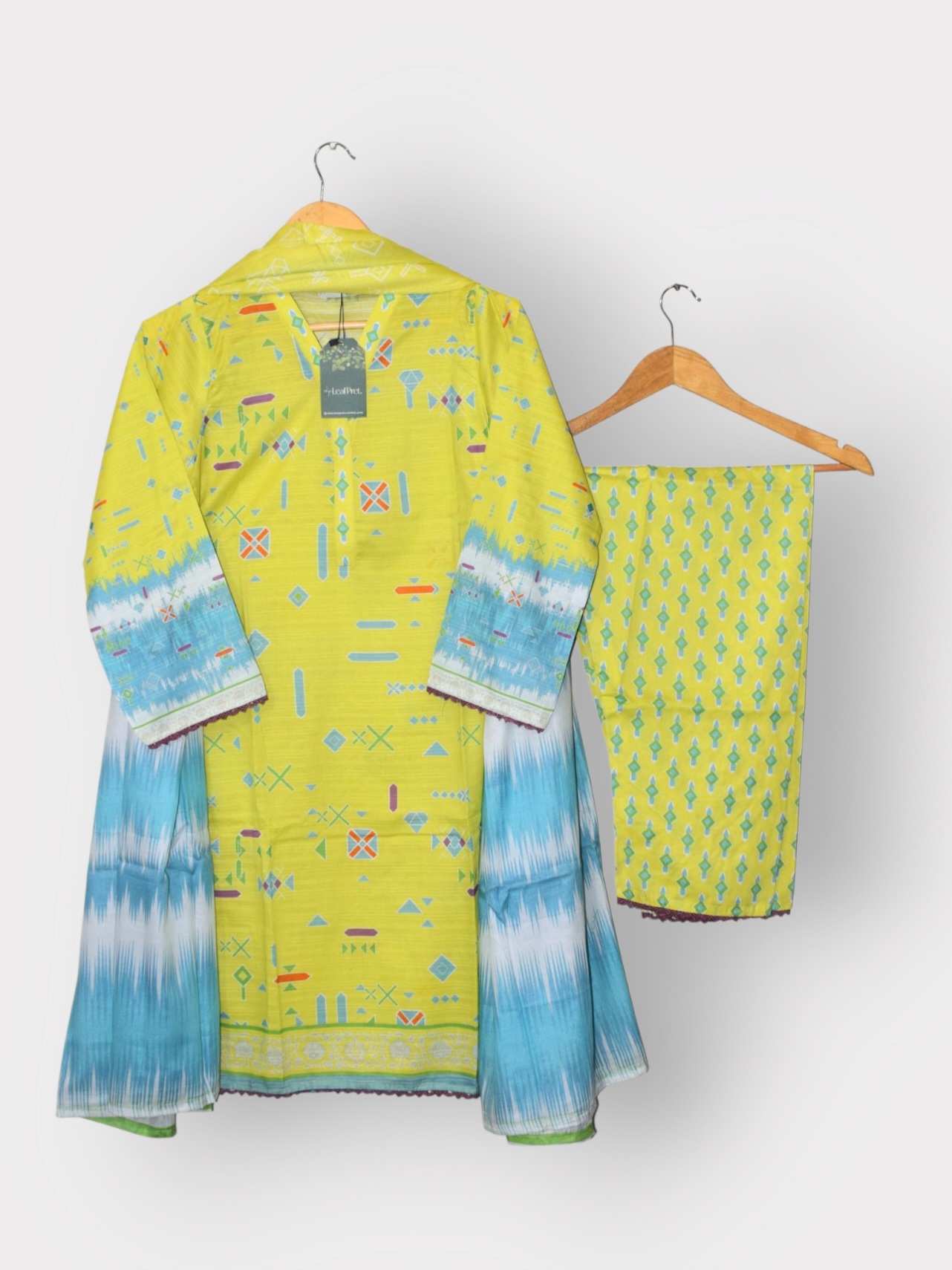 Desert Gleam - Bana Dora 3-Piece With Lawn Dupatta (Stitched)