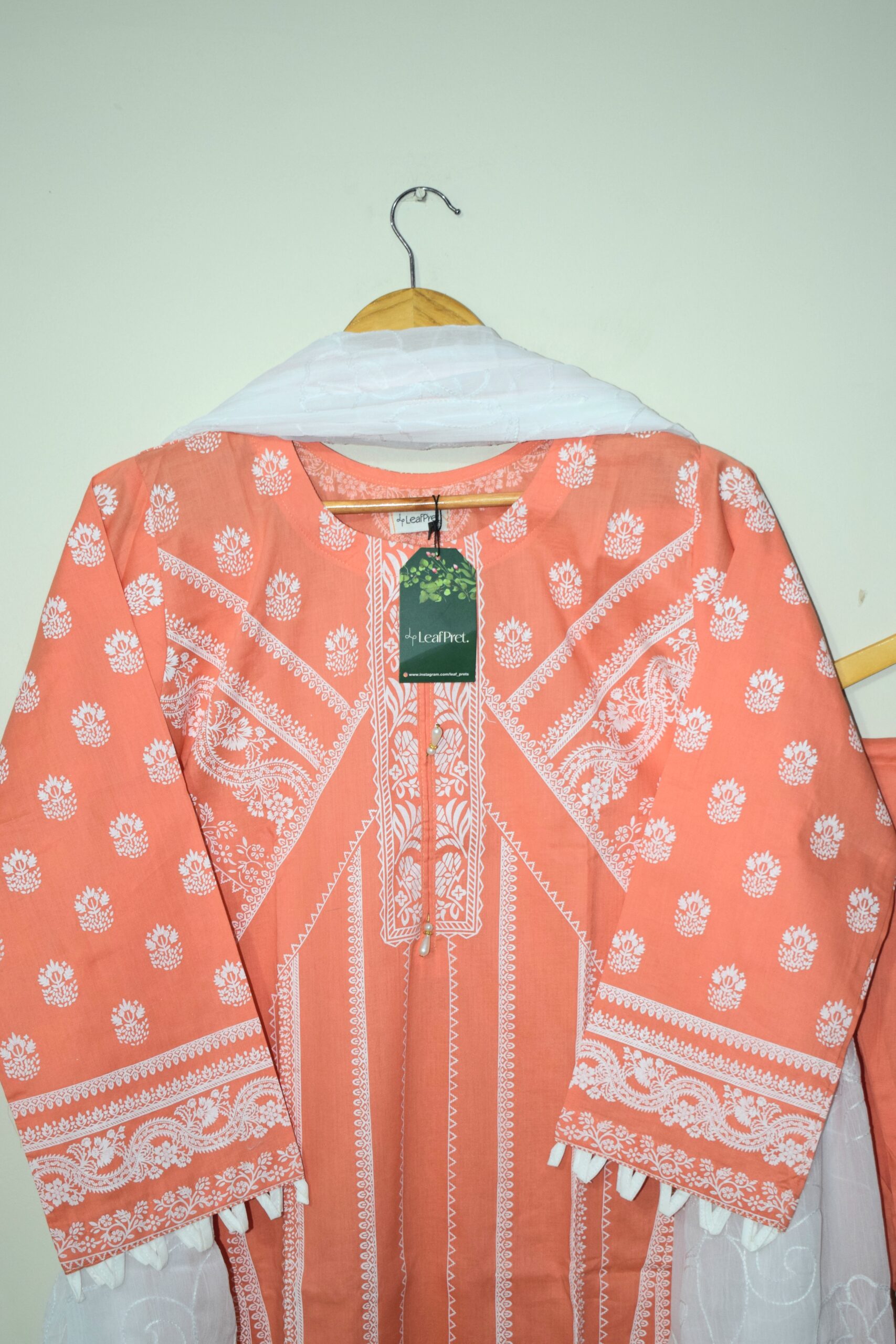 Peach White - 3 Piece With Chiffon Dupatta (Stitched) - Image 4