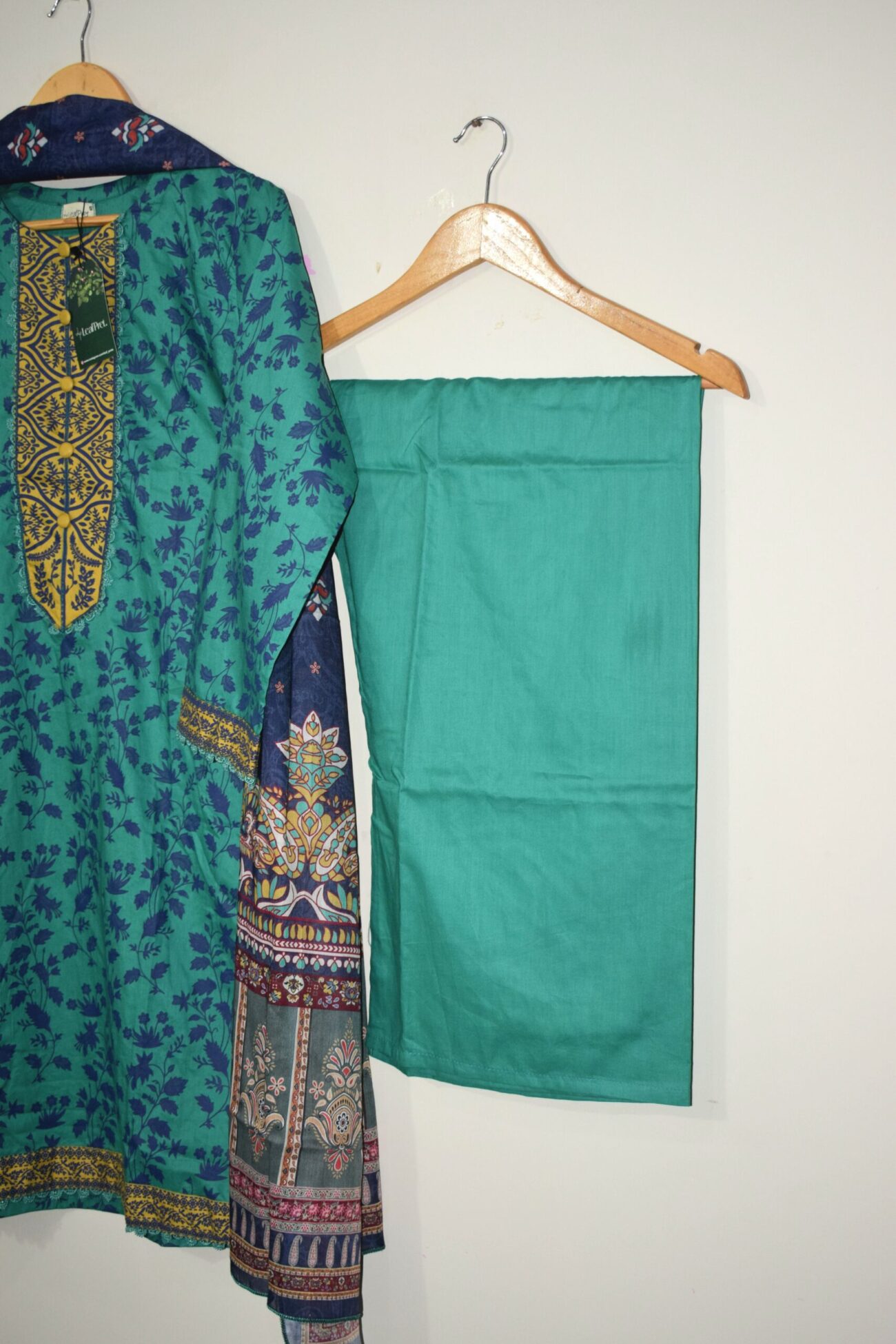 Emerald Whisper - 3 Piece With Lawn Dupatta & Palazzo Wear '25 - Image 3