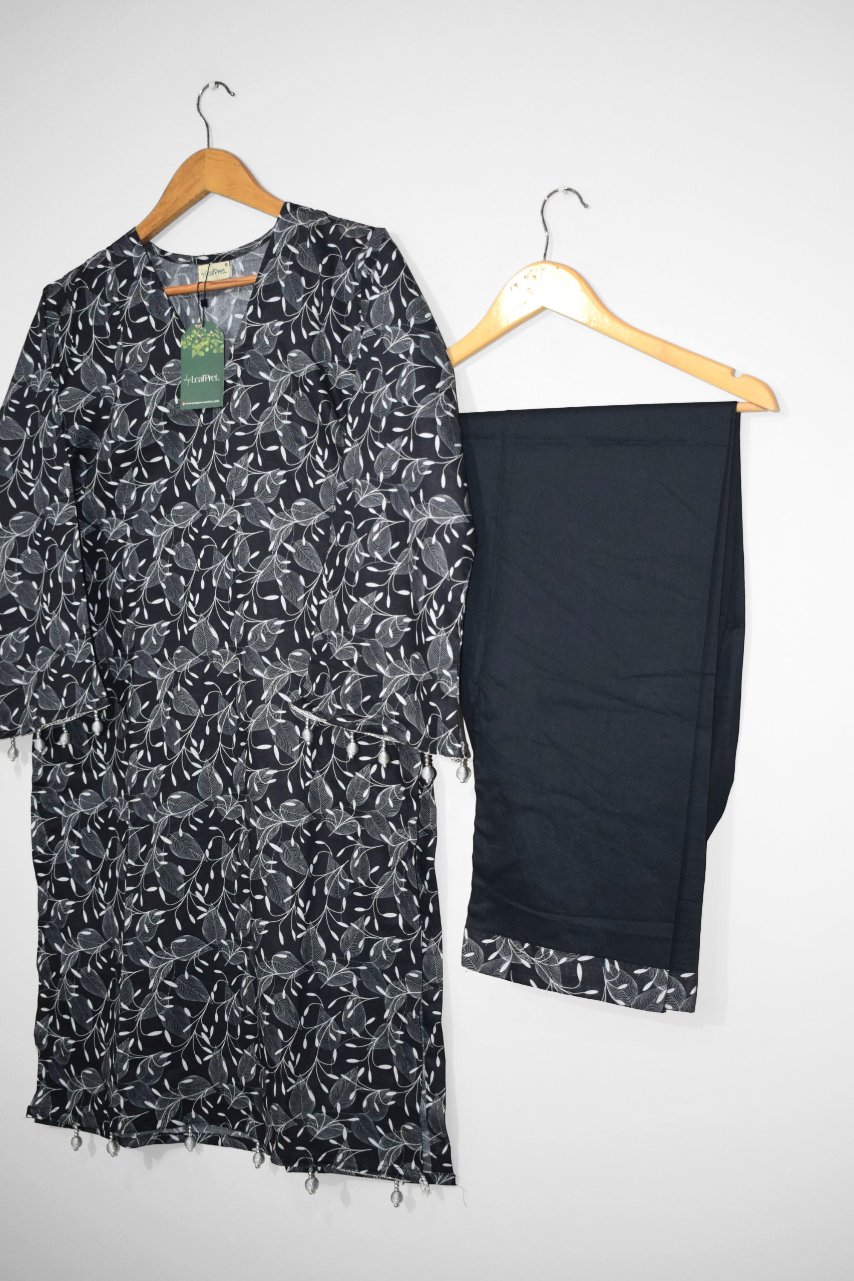 Summer stitched lawn 2 piece for women in black with white botanical digital print and matching trousers Pakistan