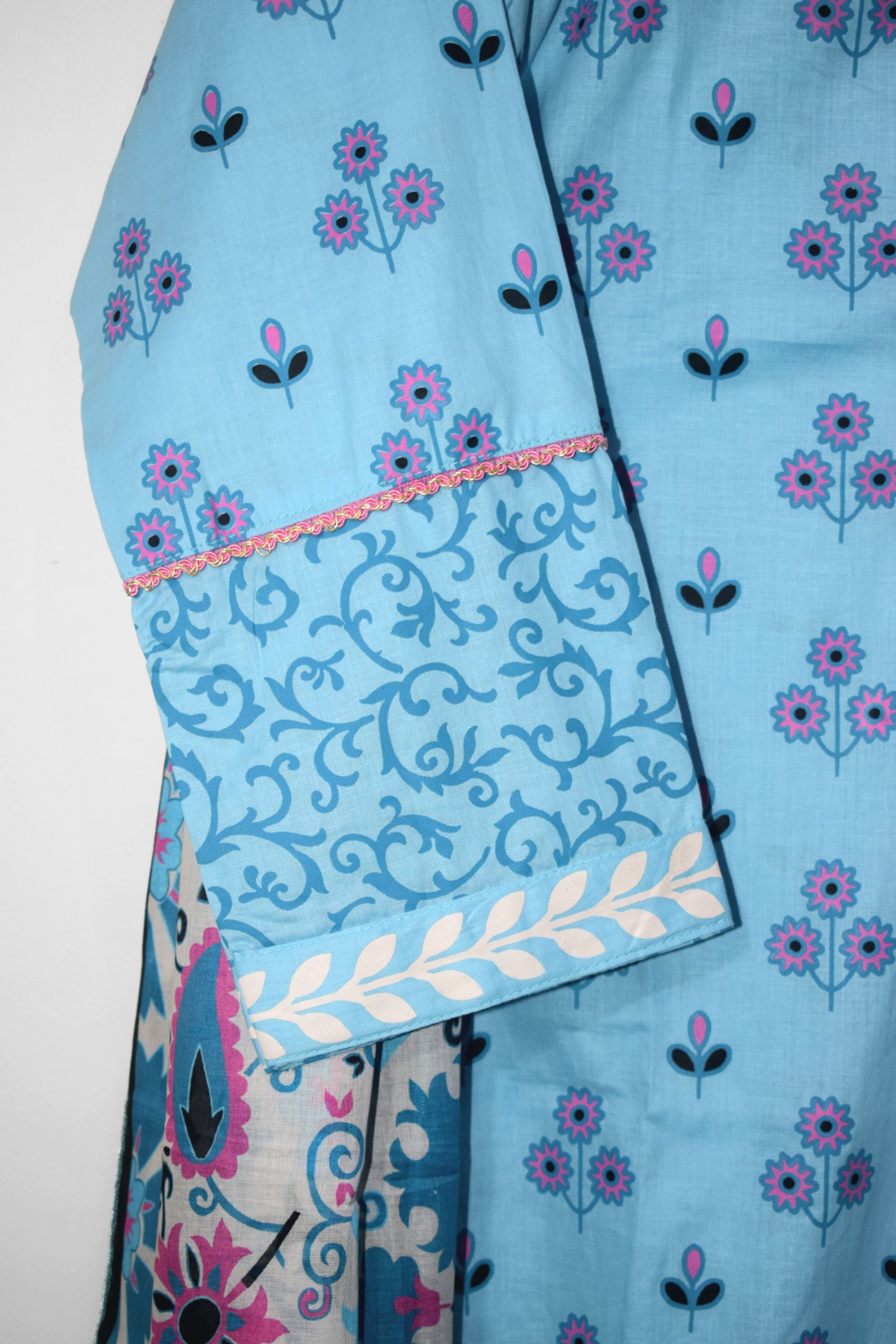 Aqua Muse – Premium Screen Printed 3-Piece Suit with Lawn Dupatta | Stitched ’25 - Image 3