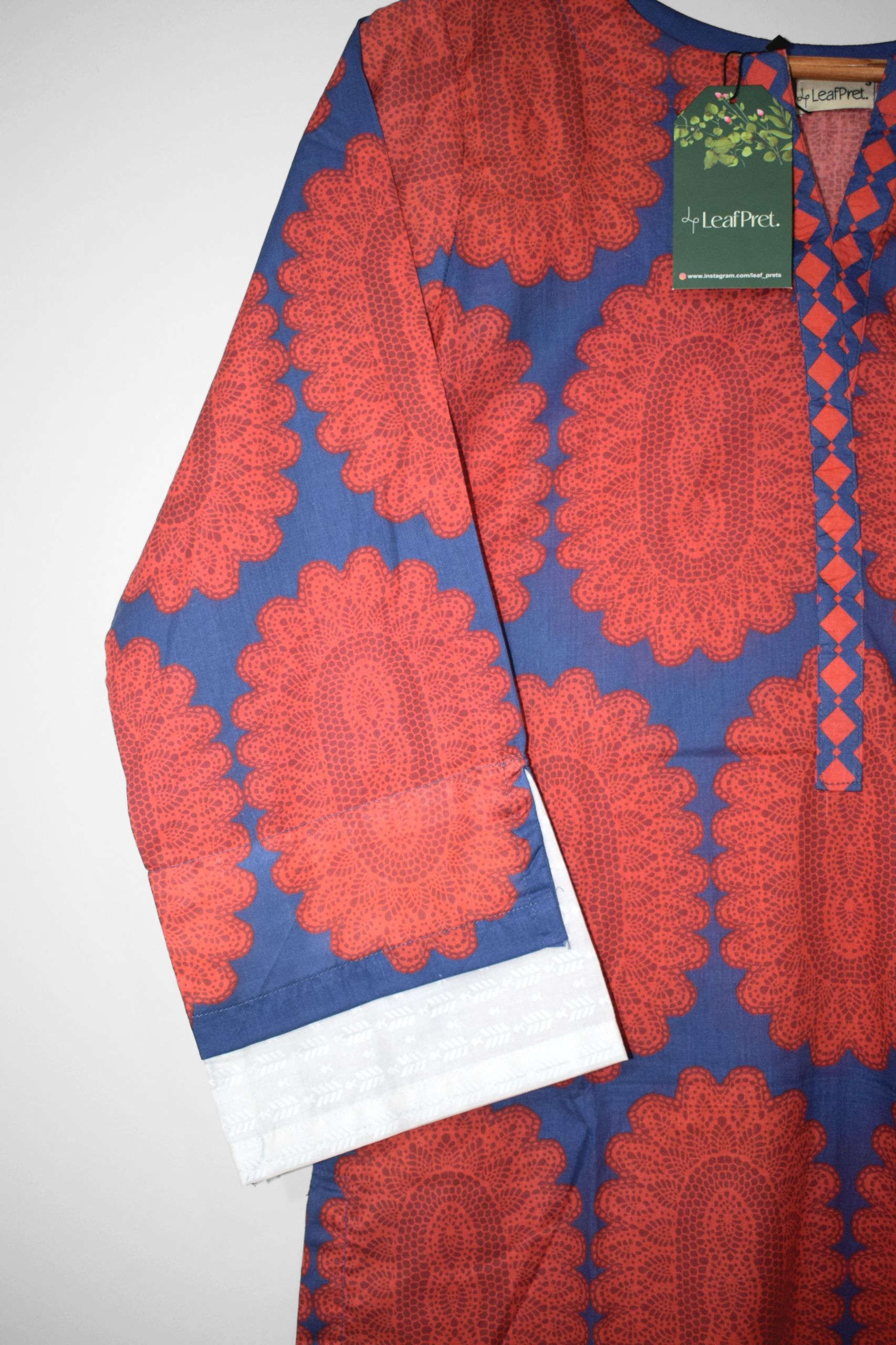 Scarlet Wave Lawn Shirt Sleeves with White Cuff Detailing