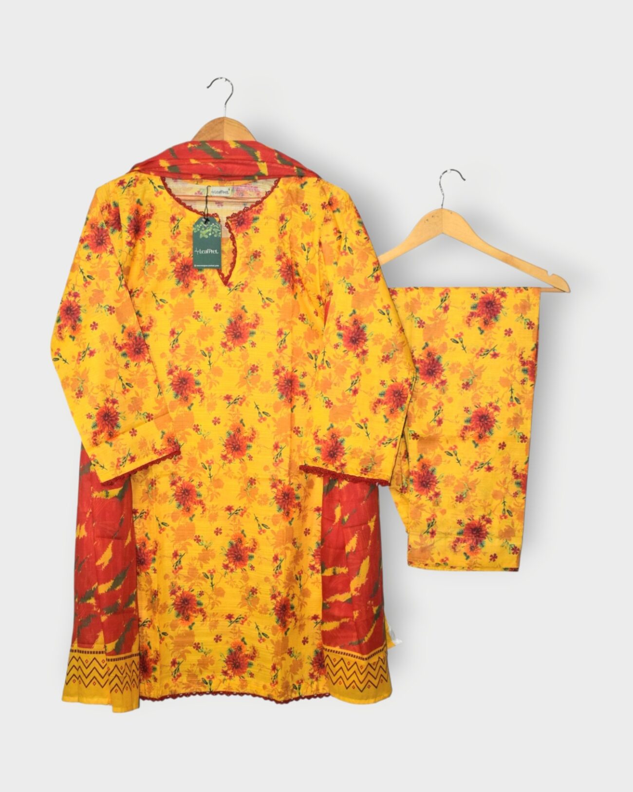 Sunflare – Full View of Bana Dora Printed 3 Piece Stitched Lawn Suit Pakistan