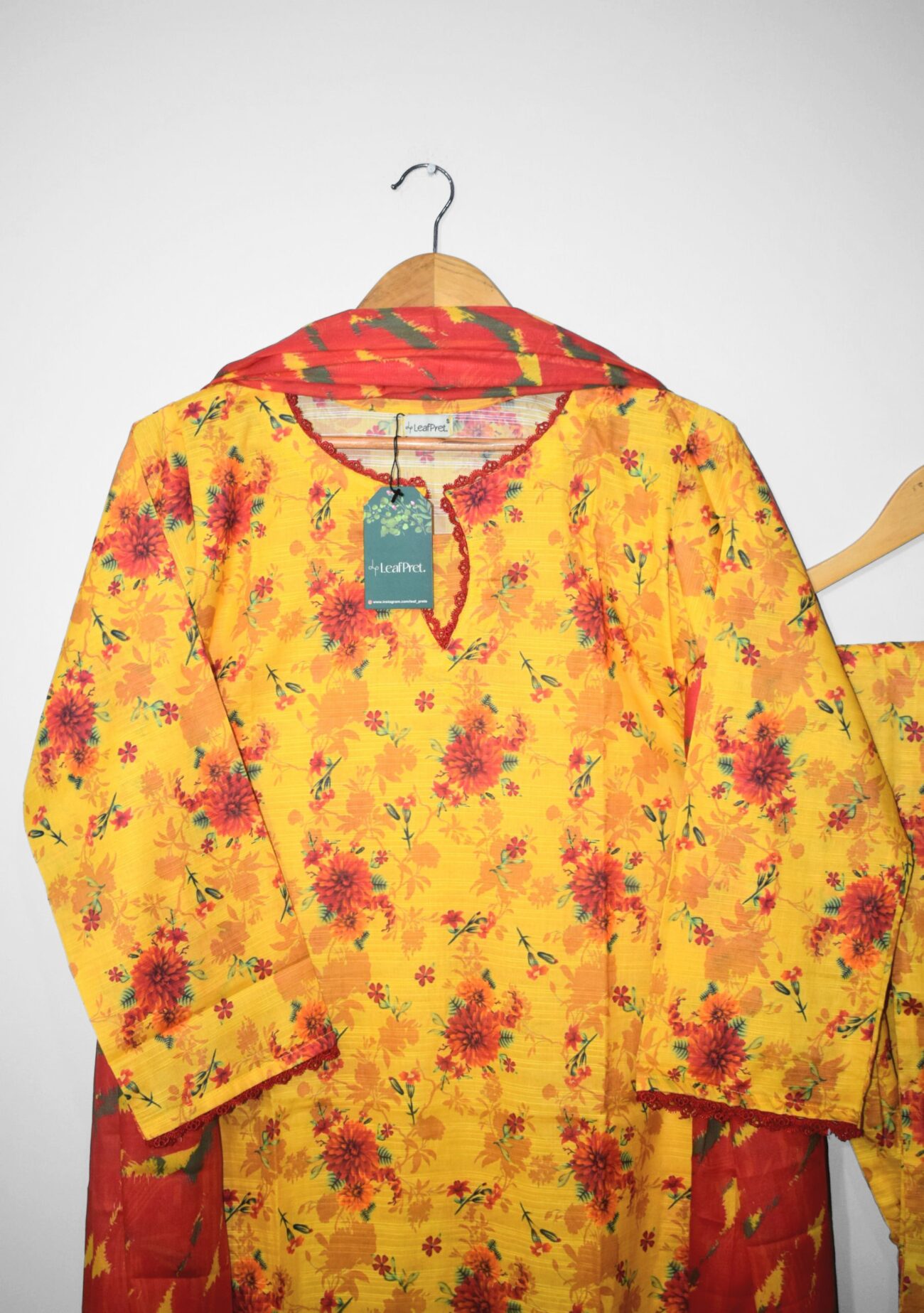 Sunflare – Neck Design with Lace Detailing on Bana Dora Lawn Shirt