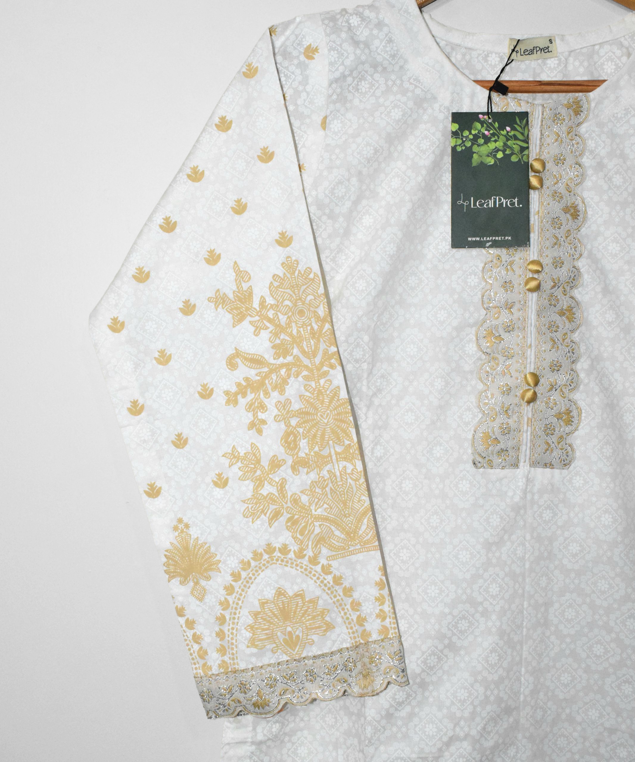 White Edit Printed Sleeves Detail by LeafPret