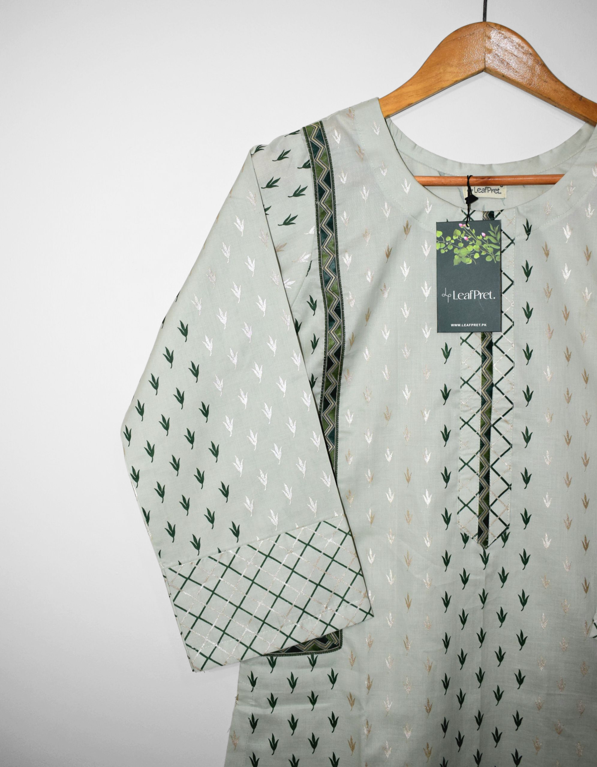 LeafPret New Leafline sleeve design with geometric cuff detailing