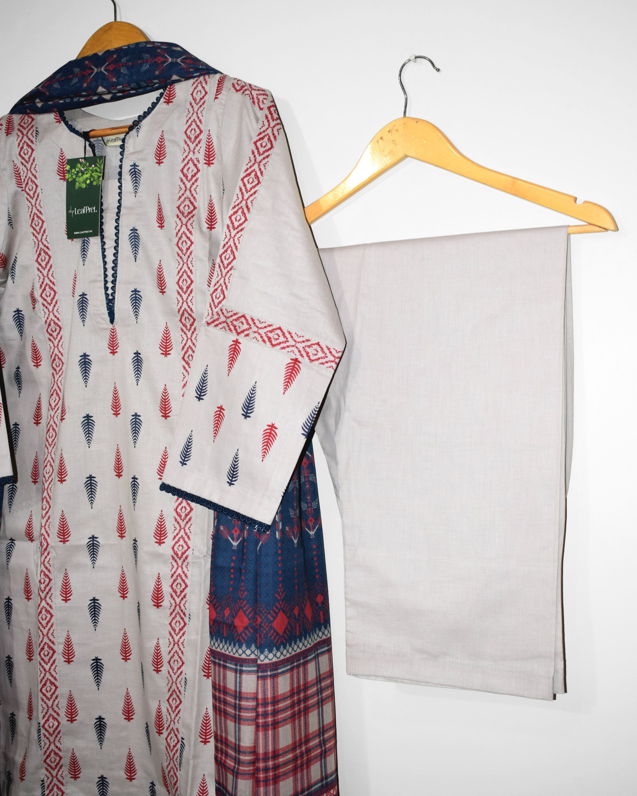 Leaf Matrix cotton trouser in soft grey