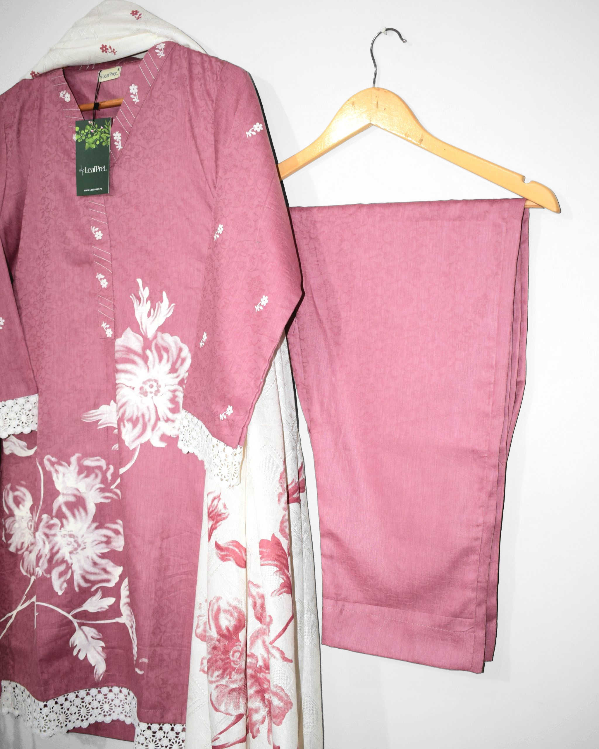 Rosewood 3-piece self-jacquard suit trouser look by LeafPret