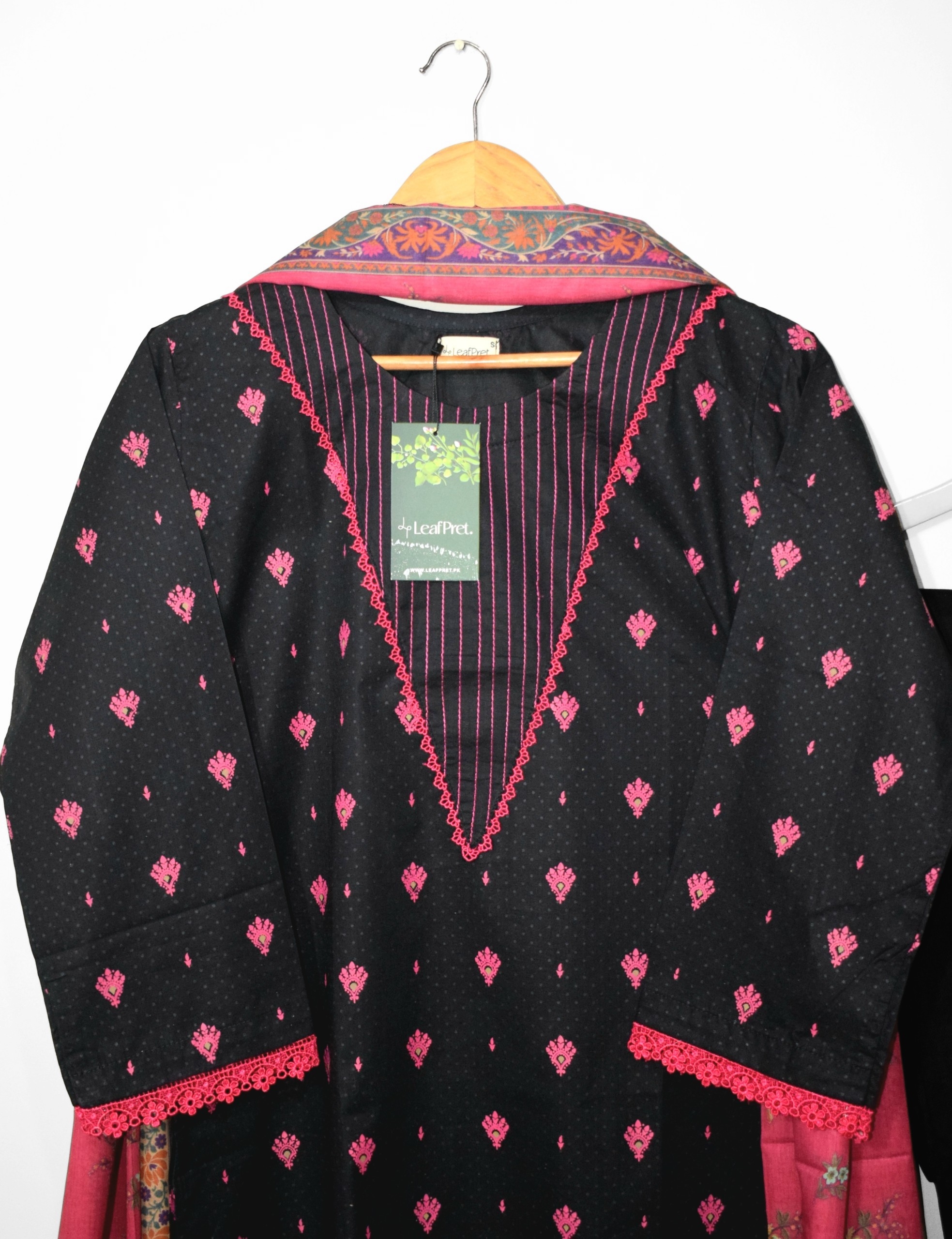 Black Ruby stitched suit neckline with V-neck pentex and lace detailing