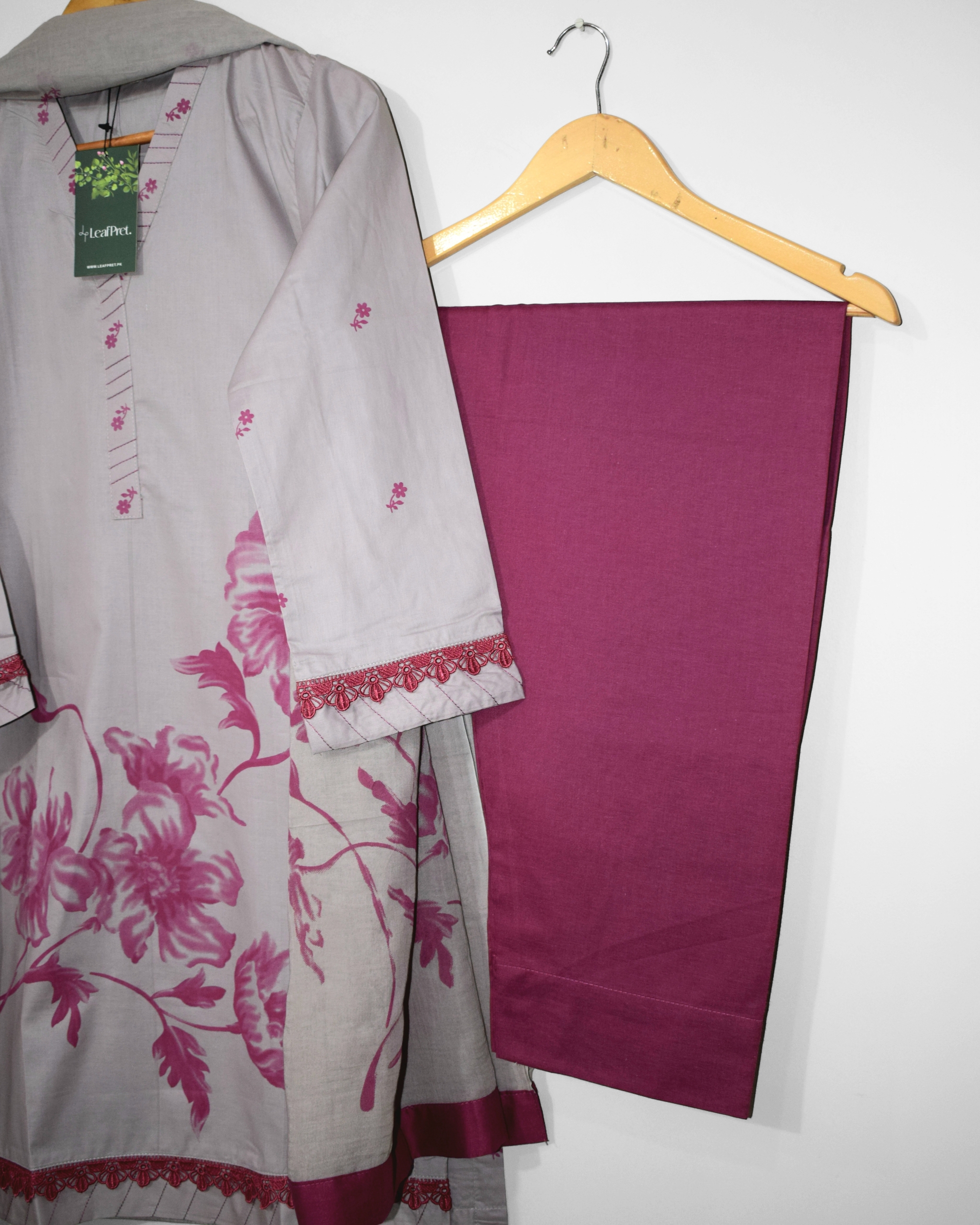 New Rosewood – 3 Piece Soft Lawn Cotton Suit with Lawn Dupatta - Image 4