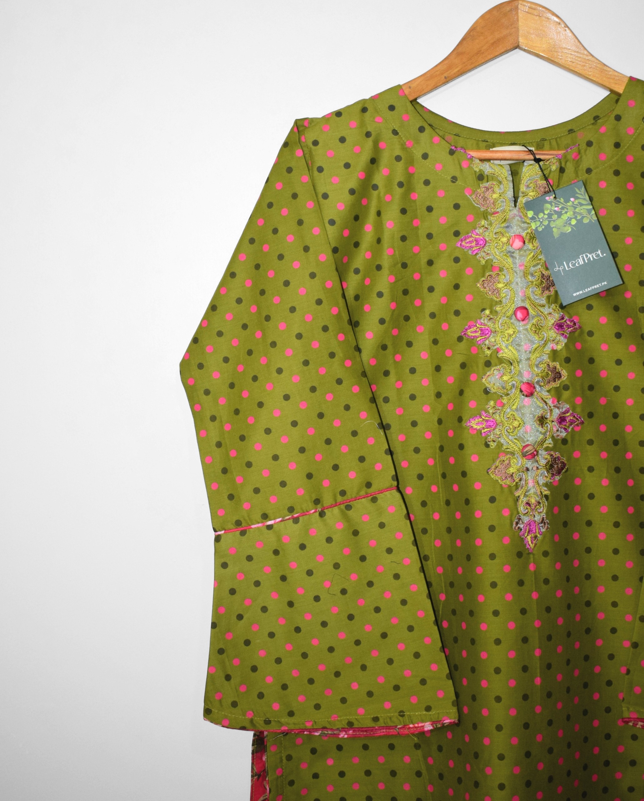 Olive Flora embroidered neckline printed short shirt closeup