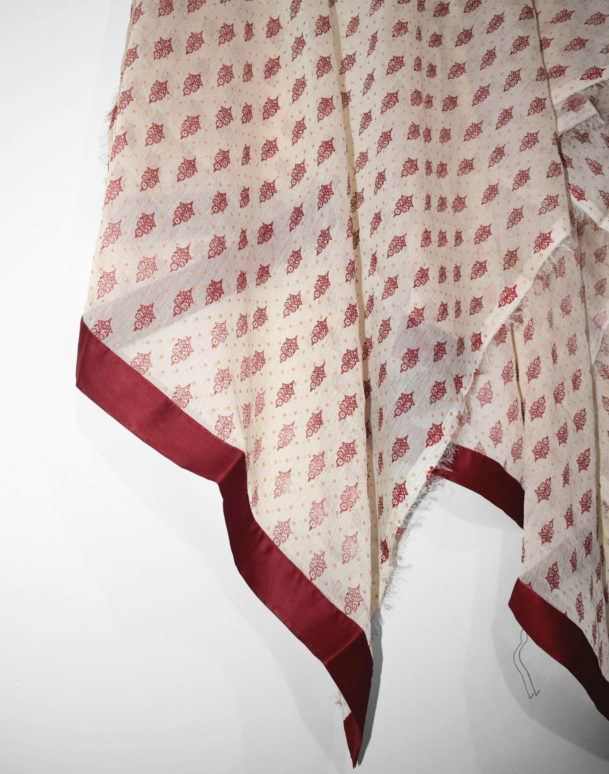 Chiffon dupatta with glitter screen print maroon suit LeafPret