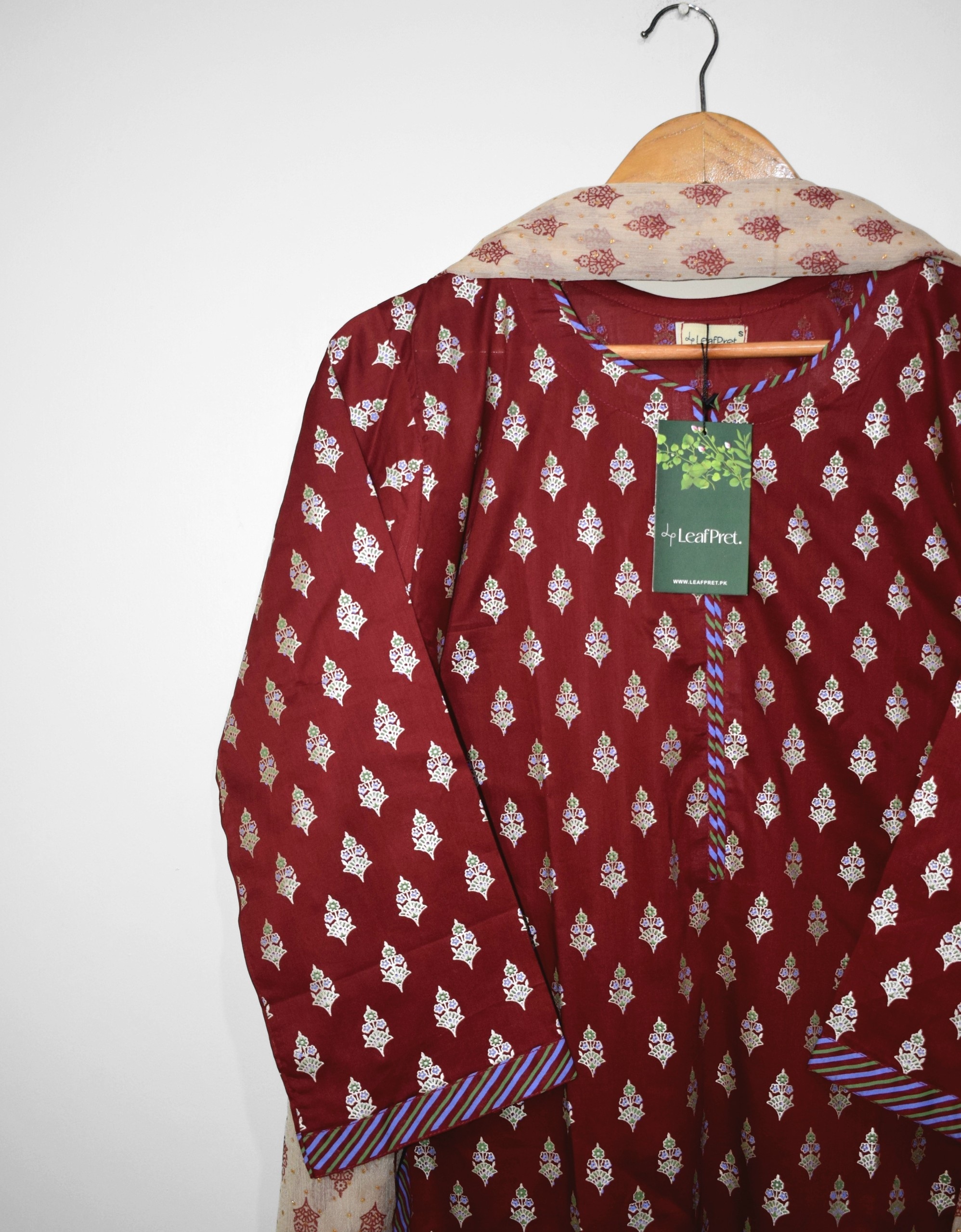 Maroon printed lawn shirt neckline detail with contrast piping