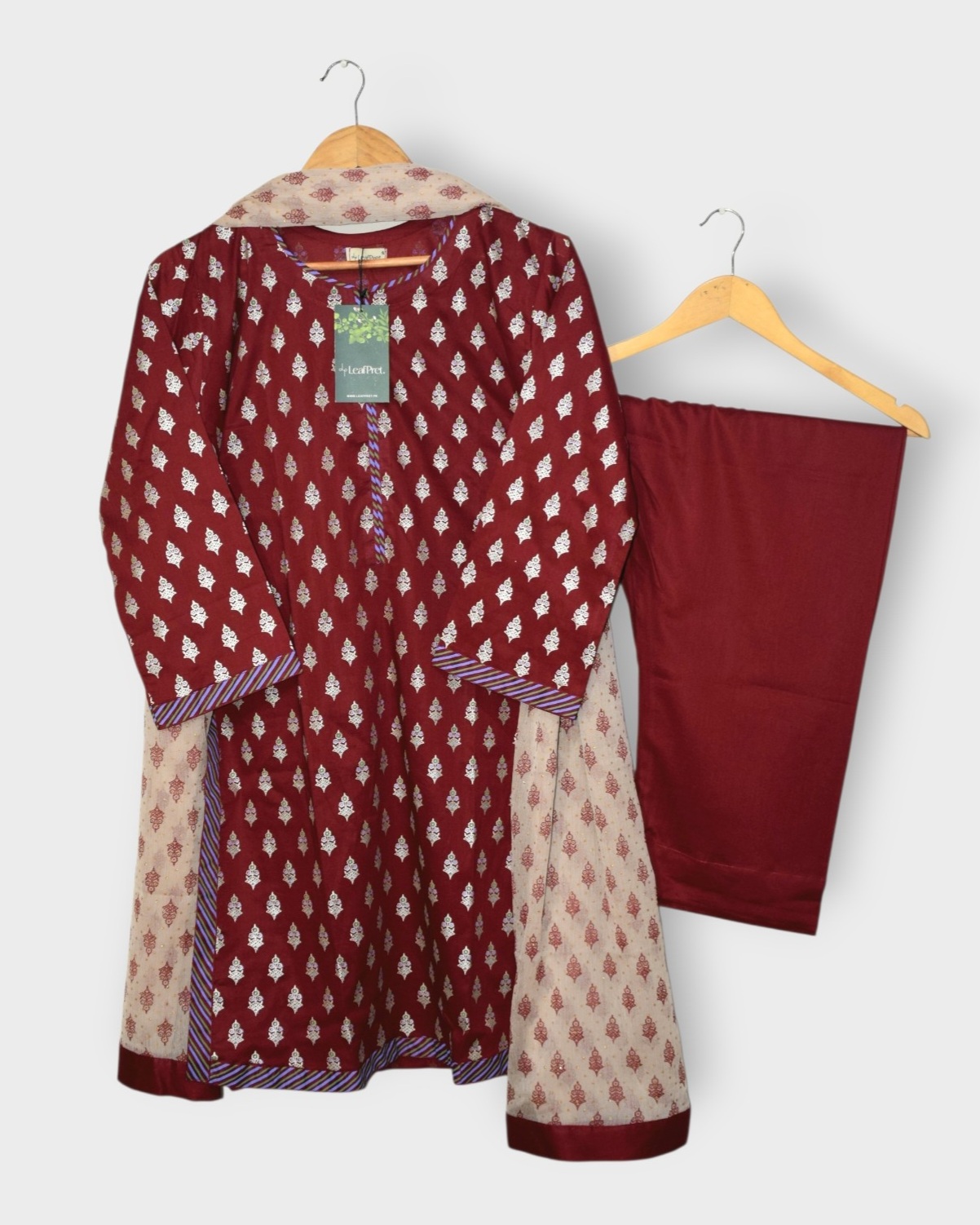 Maroon 3 piece stitched lawn suit with chiffon dupatta by LeafPret full view