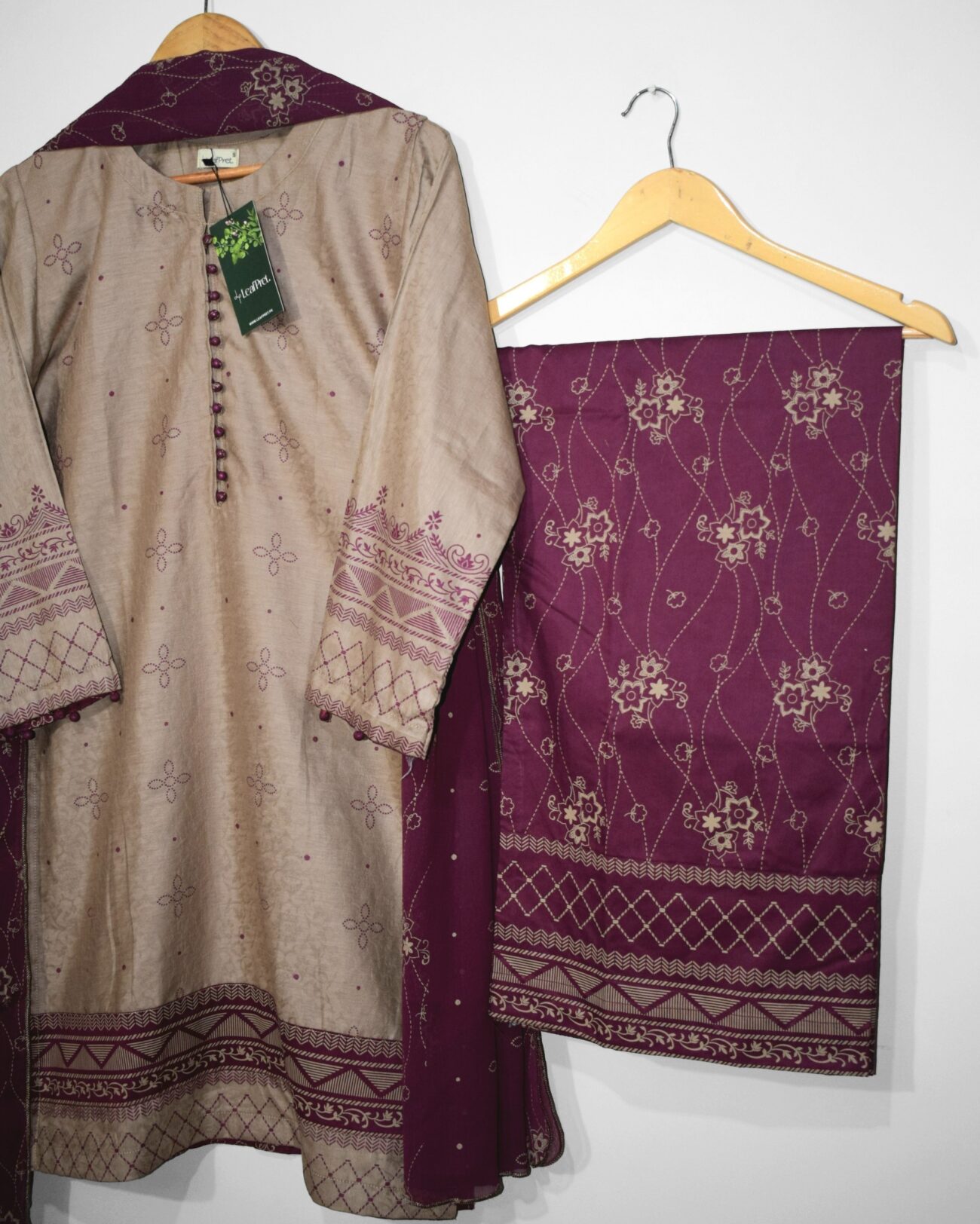 Text: Desert Mauve screen printed maroon palazzo for women