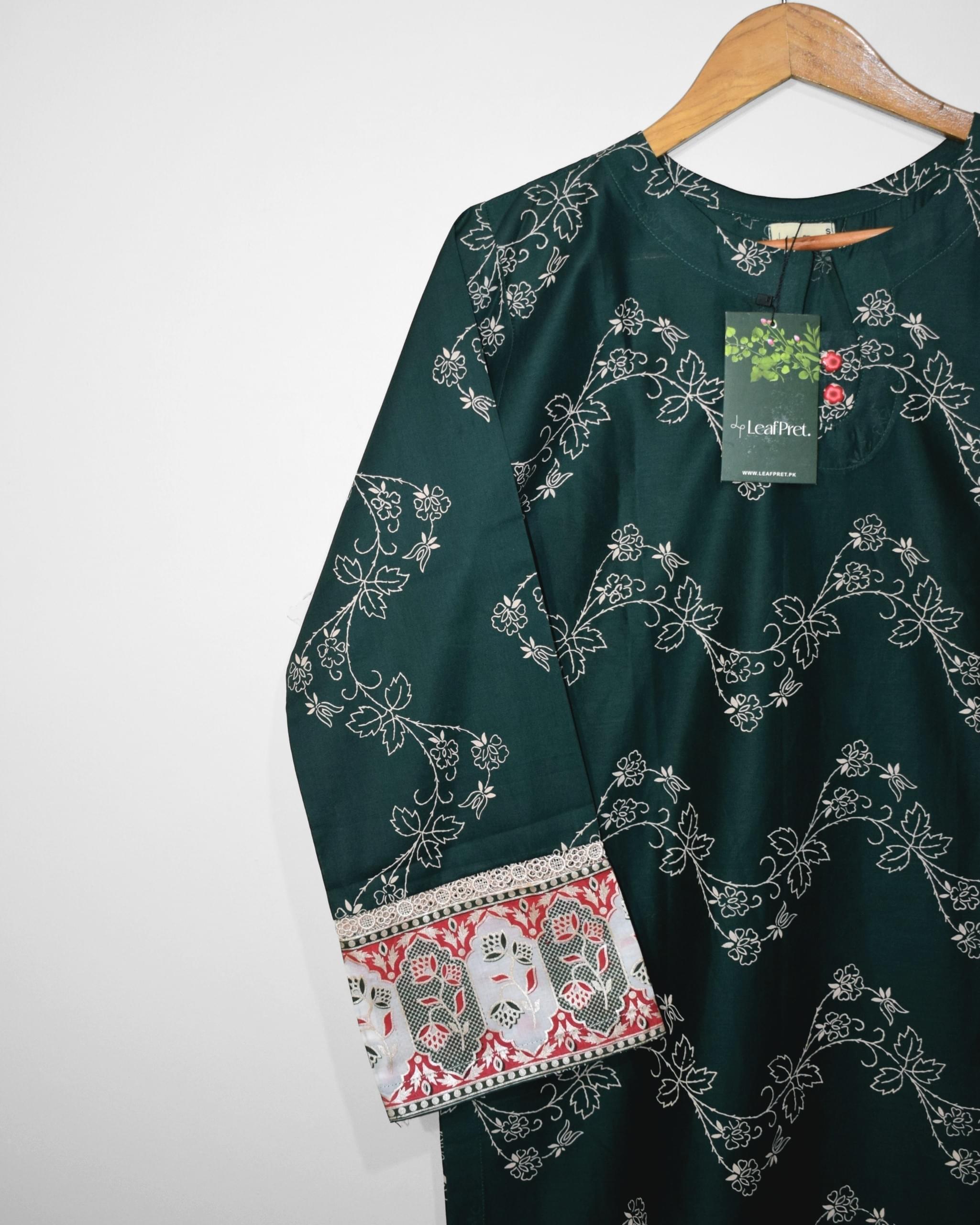 Close-up of Emerald stitched lawn suit neckline with fine printed detailing and premium finishing