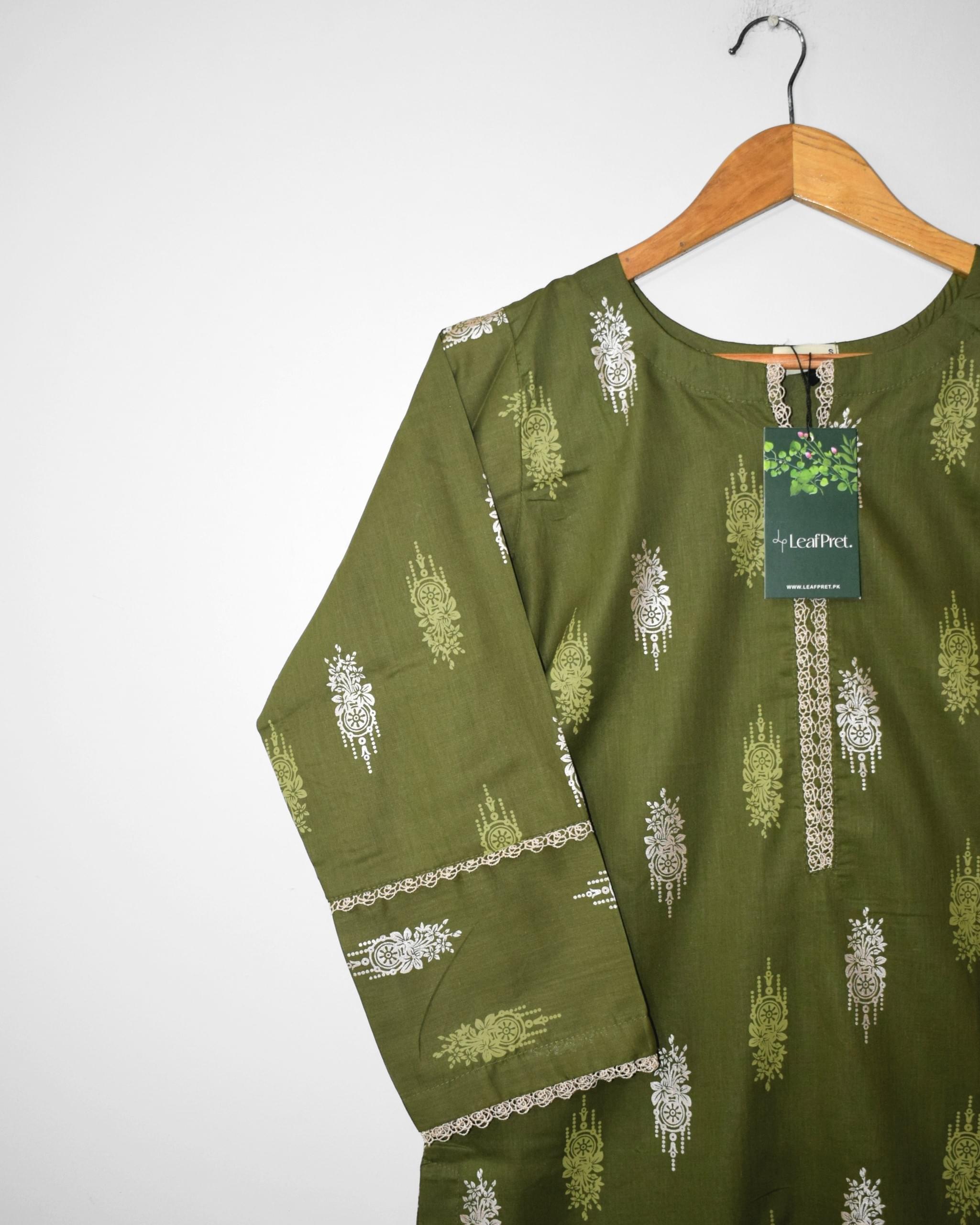Azadi Special green lawn shirt close-up with lace neckline by LeafPret