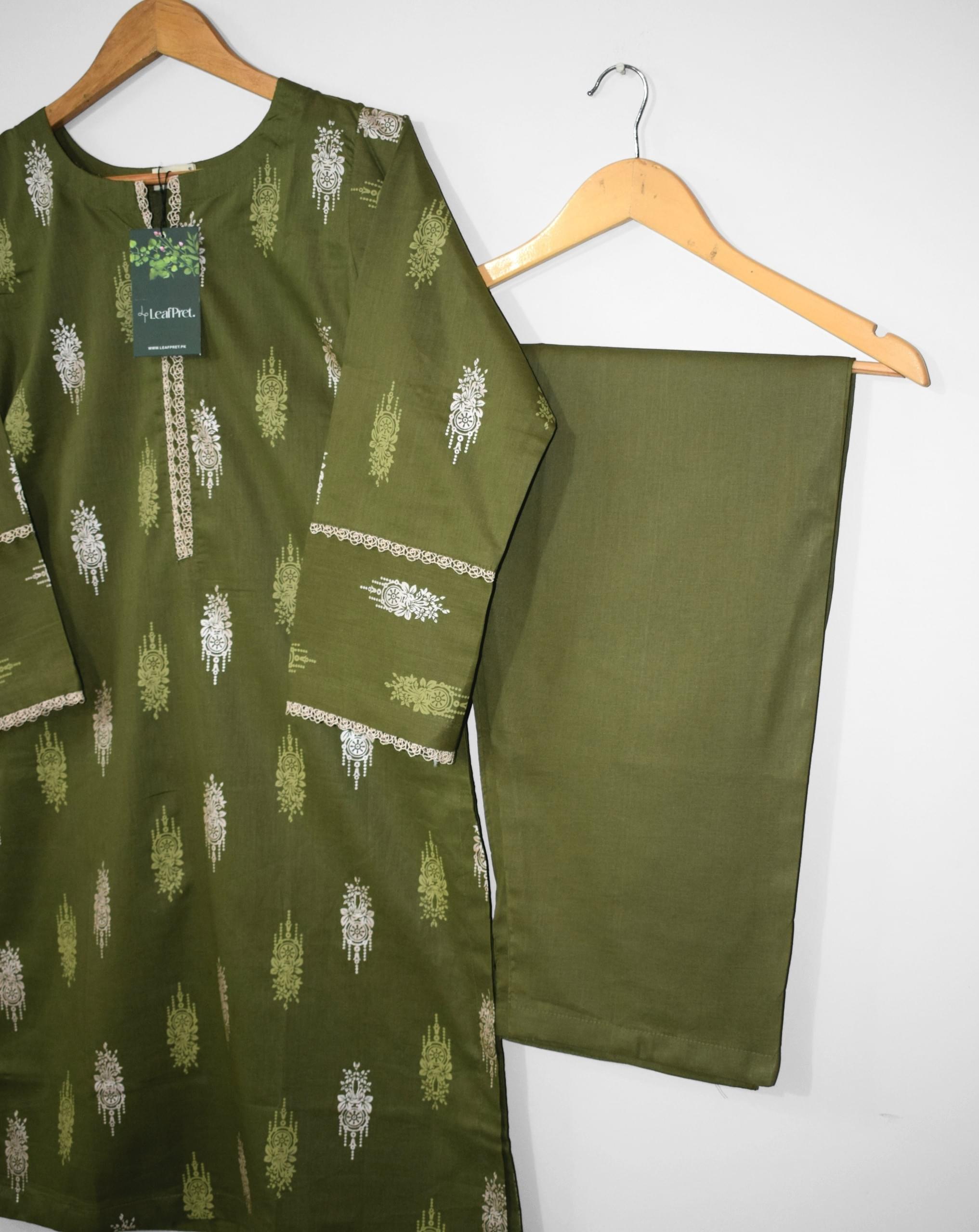 Azadi Special plain green lawn trouser by LeafPret